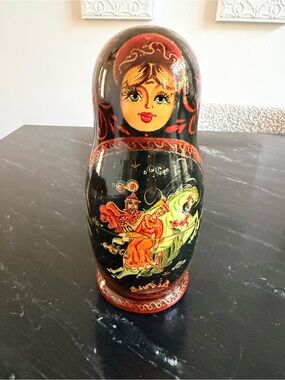Authentic Hand Painted Russian Matryoshka Nesting Dolls Signed 5 pc - Moscow